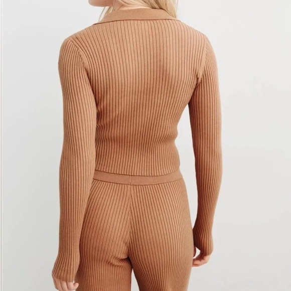 Aerie gotta jet! polo sweater in tan - Picture 2 of 2